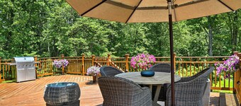 Colonial-style 'warwick Retreat' - 1 Hour to Nyc!