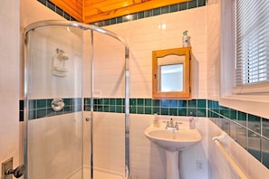 Cottage (2 Bedrooms) | Interior - Screened Porch: 'the Rock Cottage' in Hot Springs (Hot Springs)