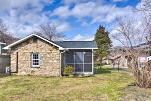 Cottage (2 Bedrooms) | Interior