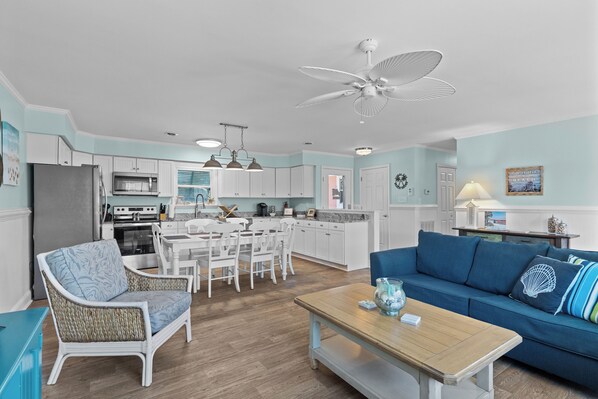 Interior - Colorful Emerald Isle Home: Just Steps to Beach! (Emerald Isle)