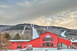 Interior - Vermont Ski Chalet ~ 5 Mi to Magic Mountain (West Townshend)