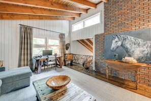 Interior - Chic Highlands Cabin Retreat w/ Deck + Office! (Highlands)