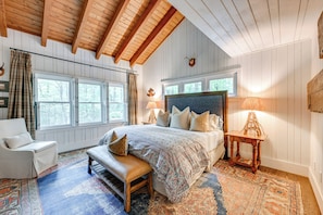 Interior - Chic Highlands Cabin Retreat w/ Deck + Office! (Highlands)