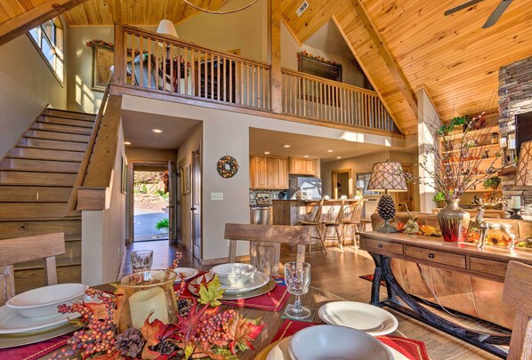 House (3 Bedrooms) | Interior