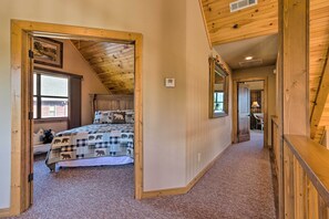 House (3 Bedrooms) | Interior - Franklin Cabin in Nantahala National Forest! (Otto)