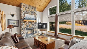 House (3 Bedrooms) | Front of property