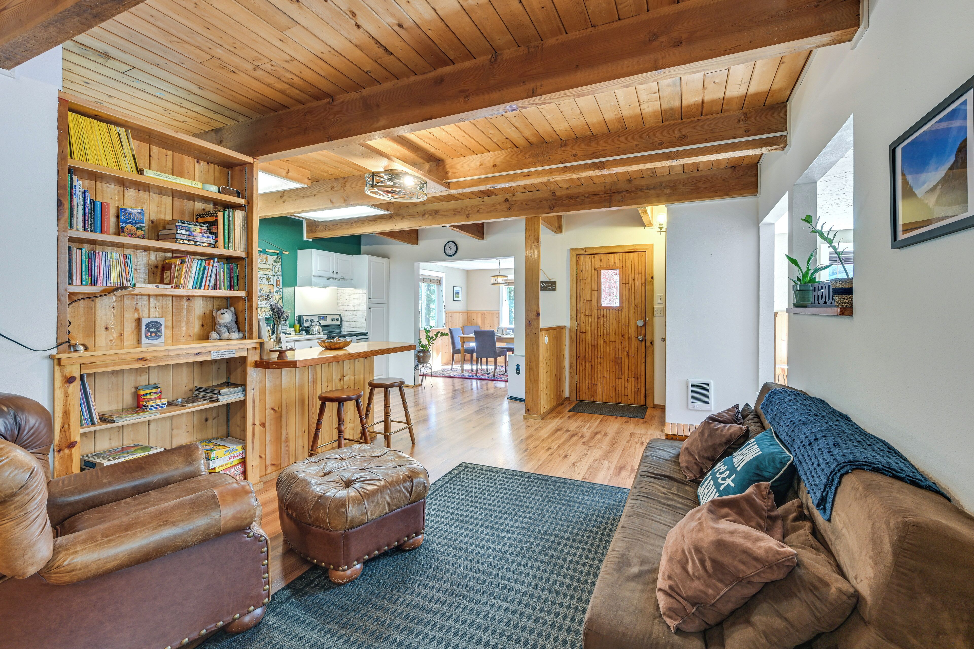 House (2 Bedrooms) | Interior