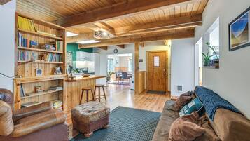 House (2 Bedrooms) | Bahagian dalam