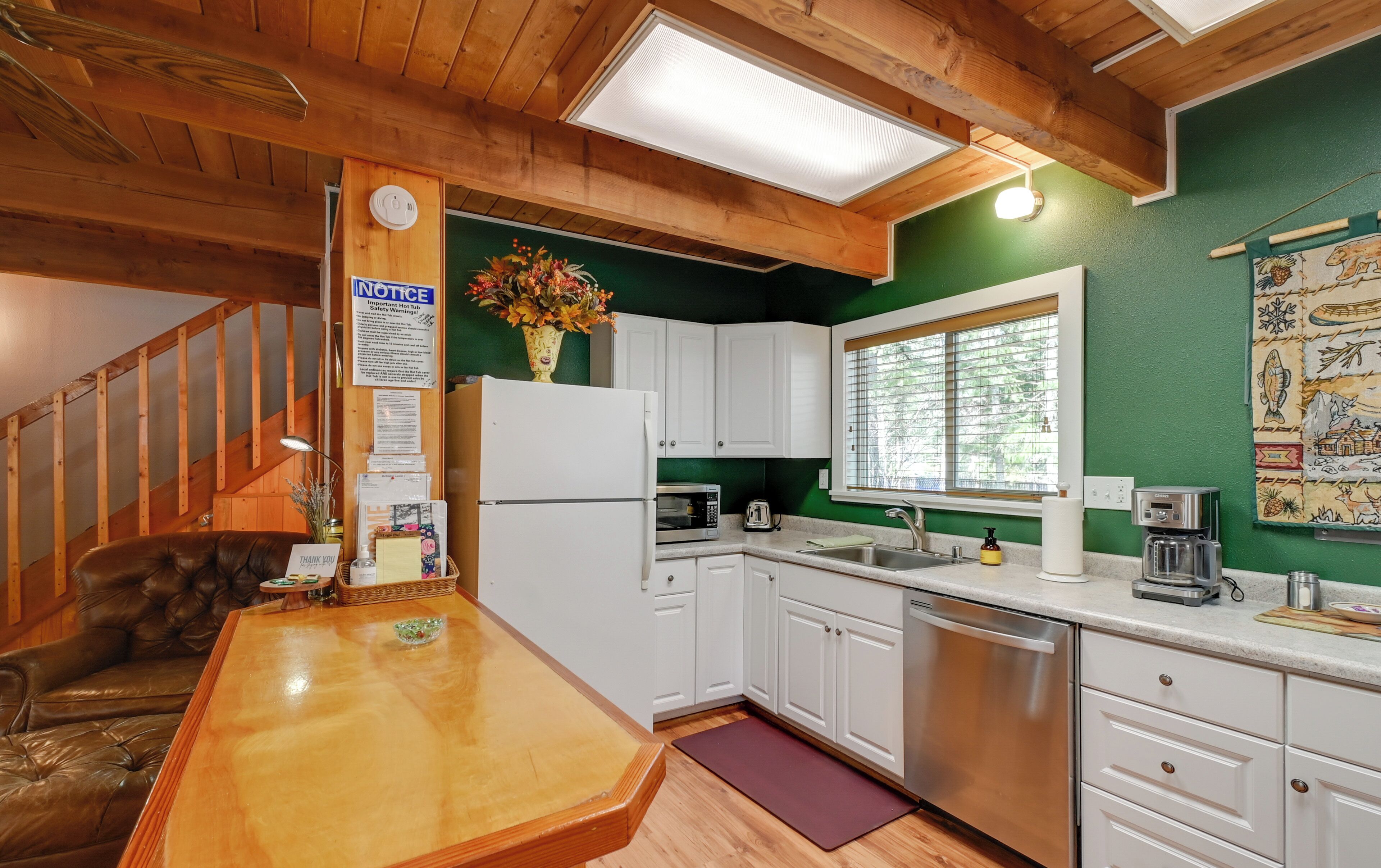 House (2 Bedrooms) | Interior