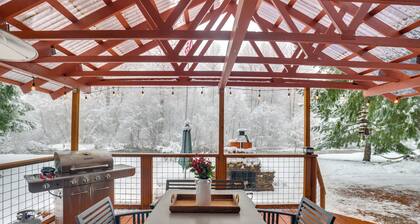 Secluded Riverfront Cabin Rental in Easton!