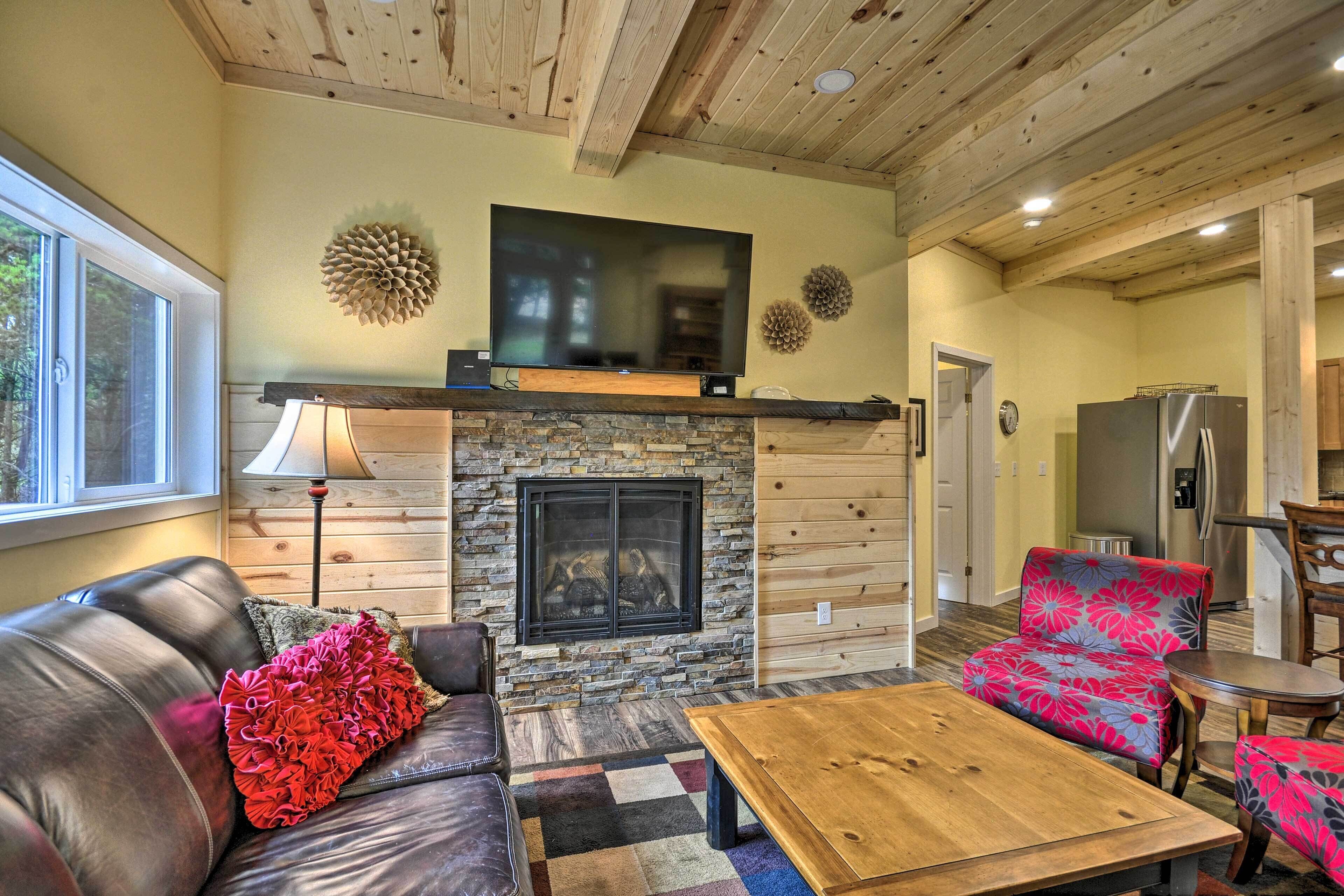 House (5 Bedrooms) | Interior