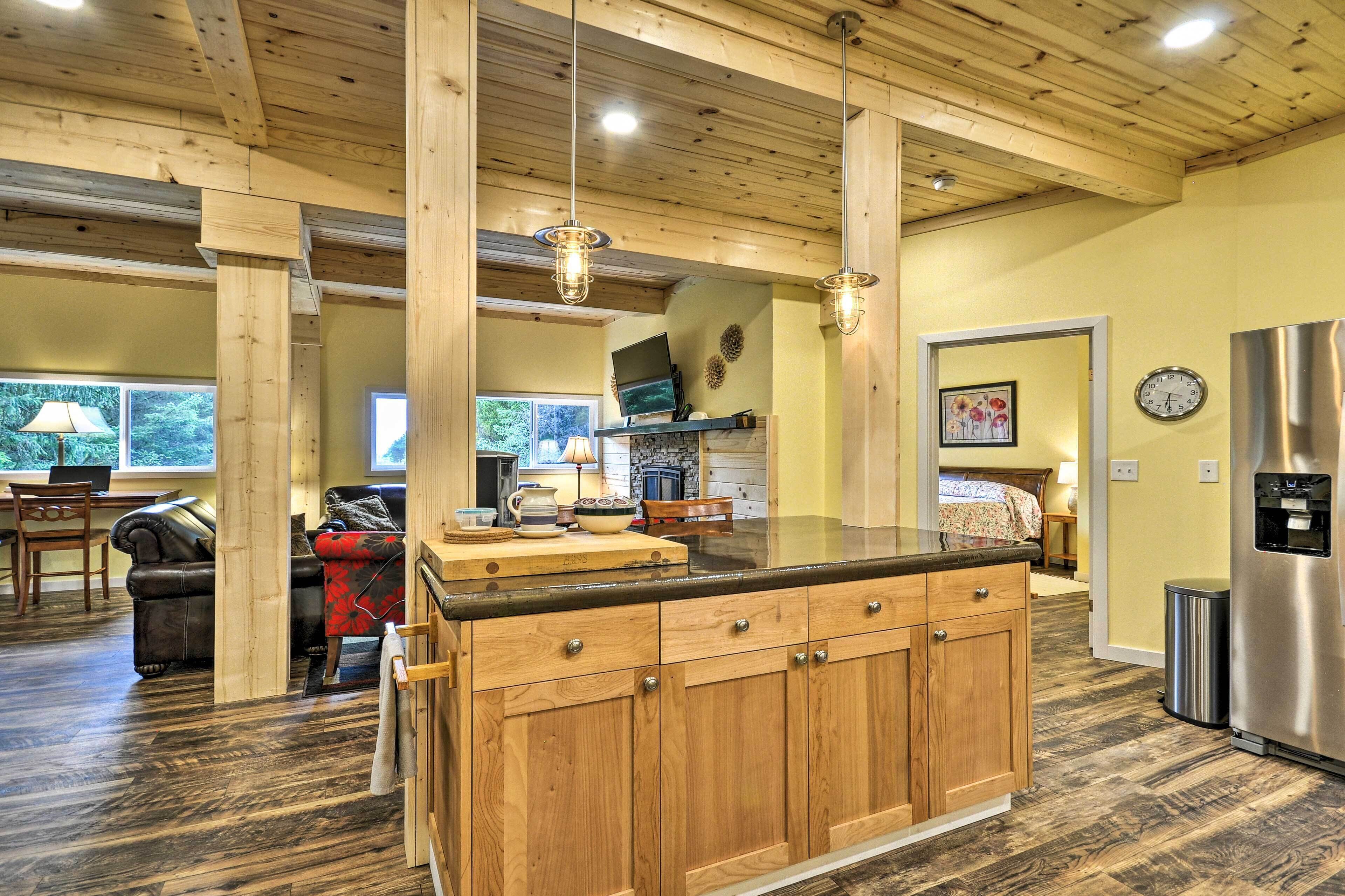 House (5 Bedrooms) | Interior