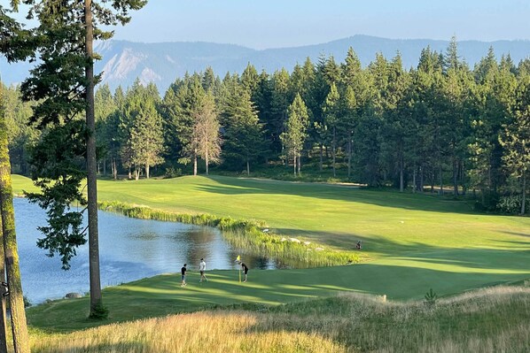 Apartment (1 Bedroom) | Interior - Condo w/ Outdoor Heated Pool + Hot Tub Access! (Cle Elum)