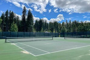 Apartment (1 Bedroom) | Interior - Condo w/ Outdoor Heated Pool + Hot Tub Access! (Cle Elum)