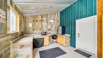 Cottage (2 Bedrooms) | Interior