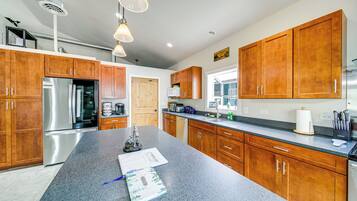 Cottage (2 Bedrooms) | Interior