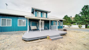 Cottage (2 Bedrooms) | Interior