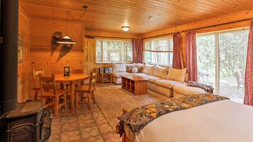 Cottage (1 Bedroom) | Interior