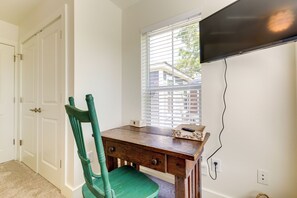 Cottage (2 Bedrooms) | Interior