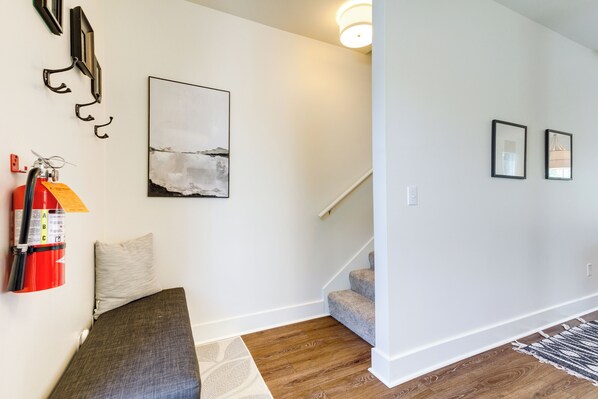 Cottage (2 Bedrooms) | Interior