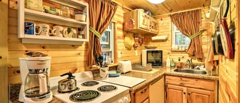 House (2 Bedrooms) | Interior