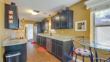 Rumah (4 Bedrooms) | Interior