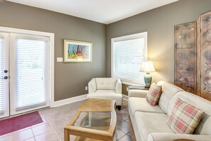 House (4 Bedrooms) | Interior - 18 Mi to Dtwn Memphis: Oasis on 8 Acres! (Southaven)