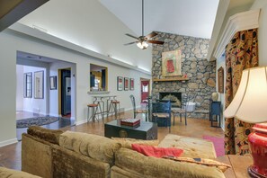 Rumah (4 Bedrooms) | Interior