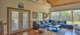 16-acre Pilot Point Ranch: Private Pond