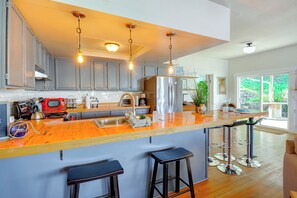 House (3 Bedrooms) | Interior - Gig Harbor House w/ Private Beach + Views! (Gig Harbor)