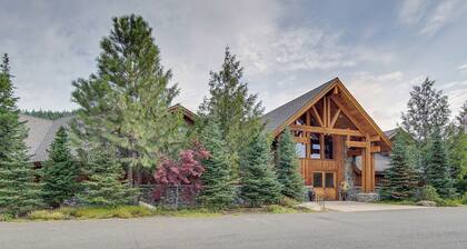 Cozy Ronald Retreat w/ Community Amenities!