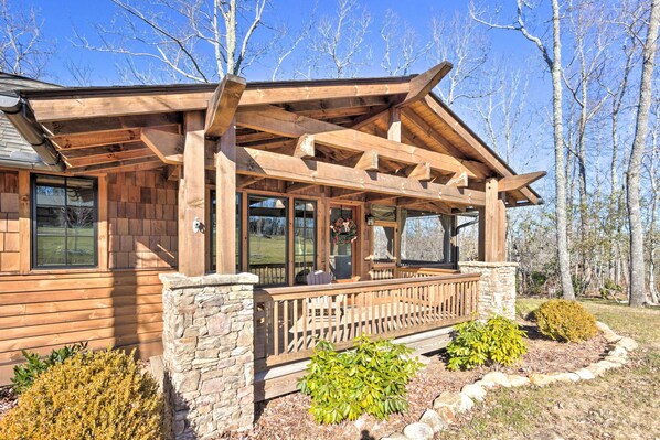 House (1 Bedroom) | Interior - Modern Cabin w/ Deck, Grill & Chinquapin Amenities (Glenville)