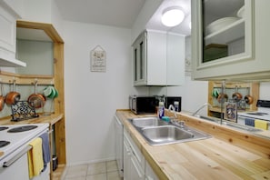 Apartment (1 Bedroom) | Interior