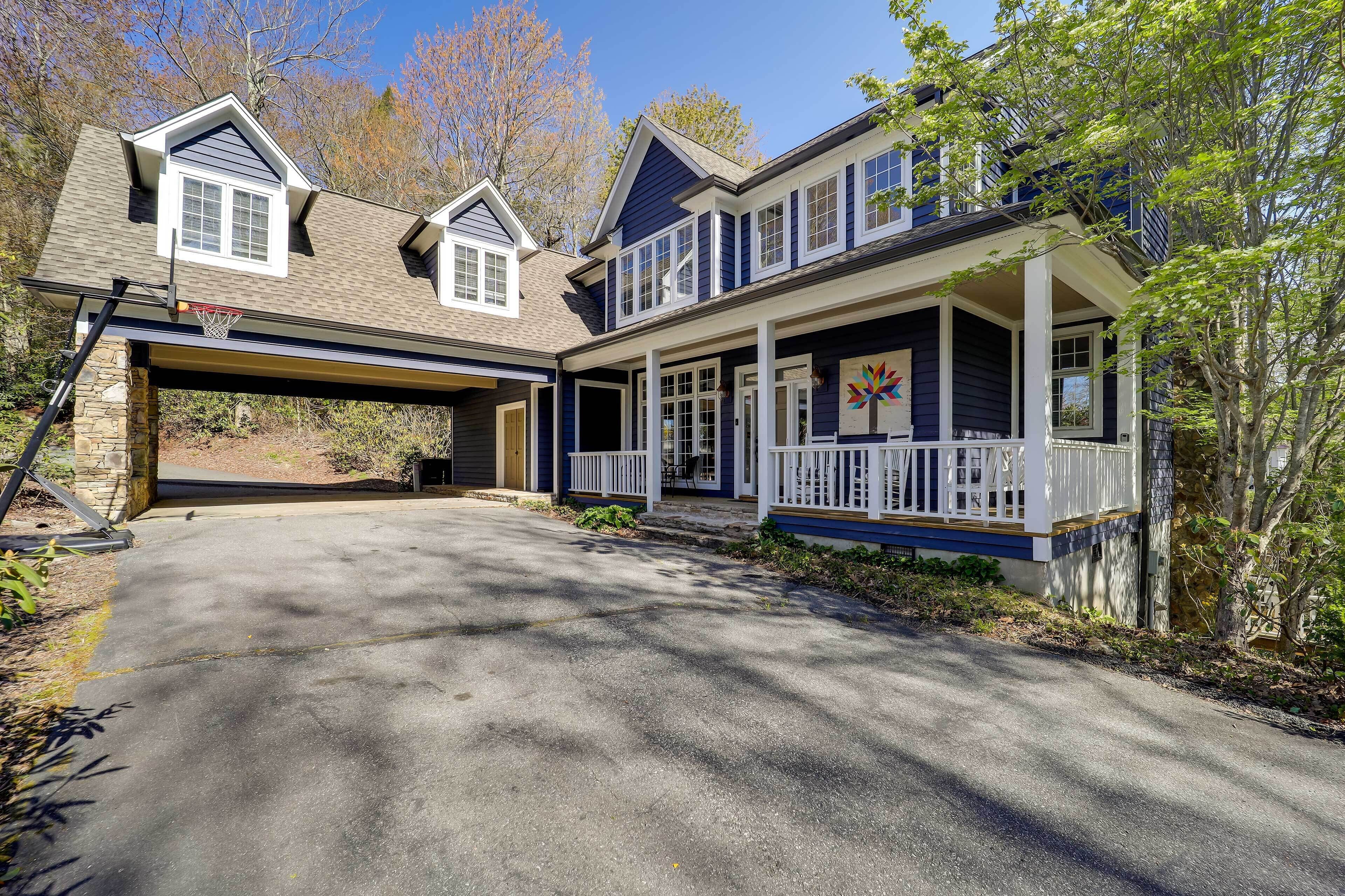 Hus (5 Bedrooms) | Boendets fasad