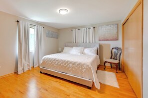 House (5 Bedrooms) | Interior - Family-friendly Yakima Escape w/ Yard & Pool! (Yakima)