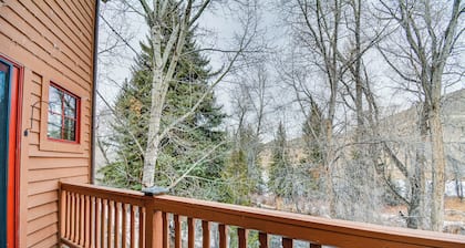 Cozy Avon Retreat w/ Private Deck & Pool Access!