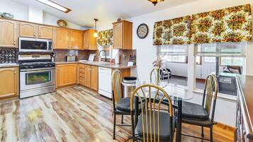 Rumah (3 Bedrooms) | Interior