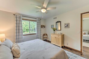 Cottage (3 Bedrooms) | Interior