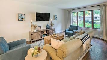 Cottage (3 Bedrooms) | Interior