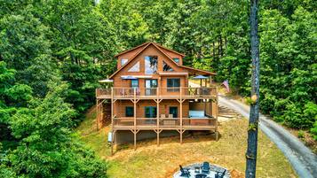 House (4 Bedrooms) | Front of property