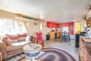 Cottage (2 Bedrooms) | Interior
