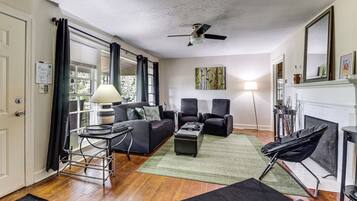 House (4 Bedrooms) | Front of property