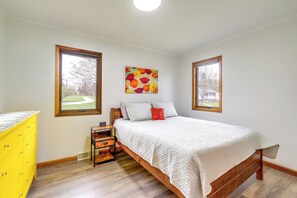 Cottage (3 Bedrooms) | Interior - Cadillac Vacation Rental w/ Dock on Lake Mitchell! (Cadillac)