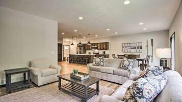 Apartment (5 Bedrooms) | Interior