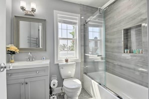 House (Multiple Bedrooms) | Interior - 6 Mi to Capitol Hill: Roomy Family Home for Dc250! (Washington)