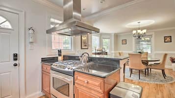 House (Multiple Bedrooms) | Interior