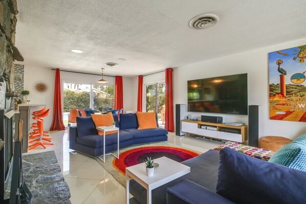House (3 Bedrooms) | Interior - Funky Palm Springs Paradise Near Golf Courses (Palm Springs)