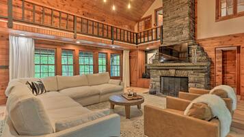 House (4 Bedrooms) | Front of property