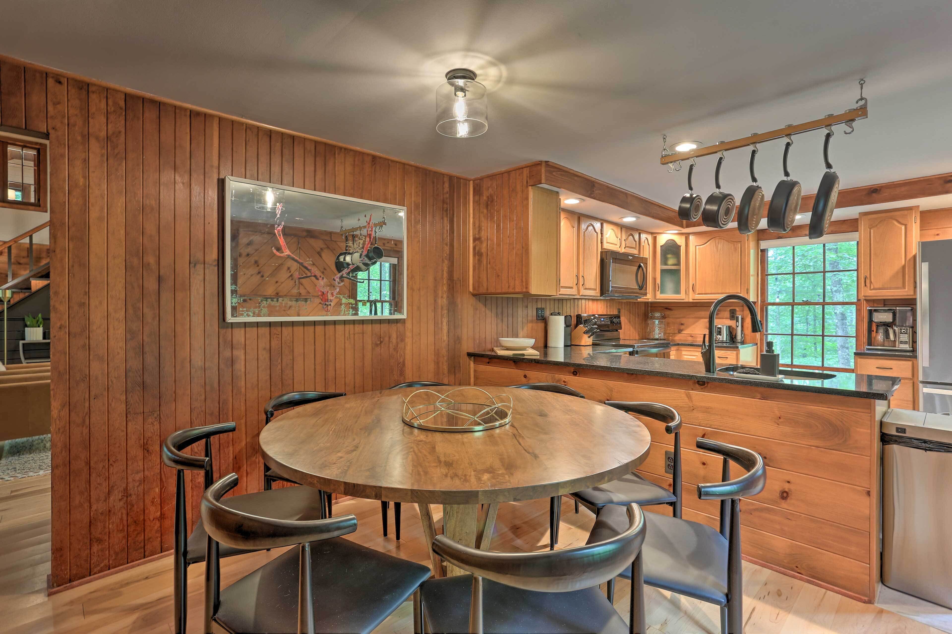 House (4 Bedrooms) | Interior