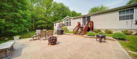 Rumah (3 Bedrooms) | Bagian depan properti